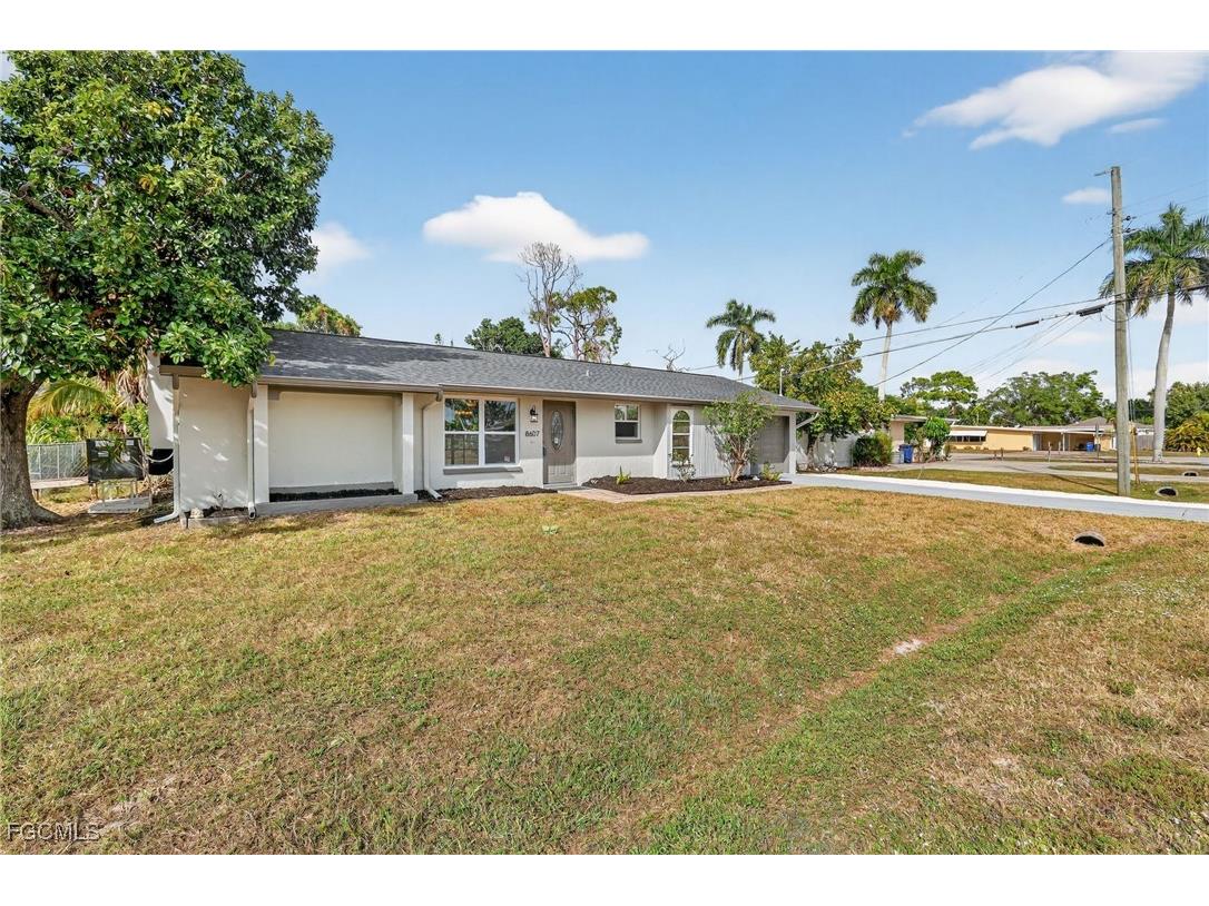 8607 Chatham Street Fort Myers FL 33907 2025022324 image29