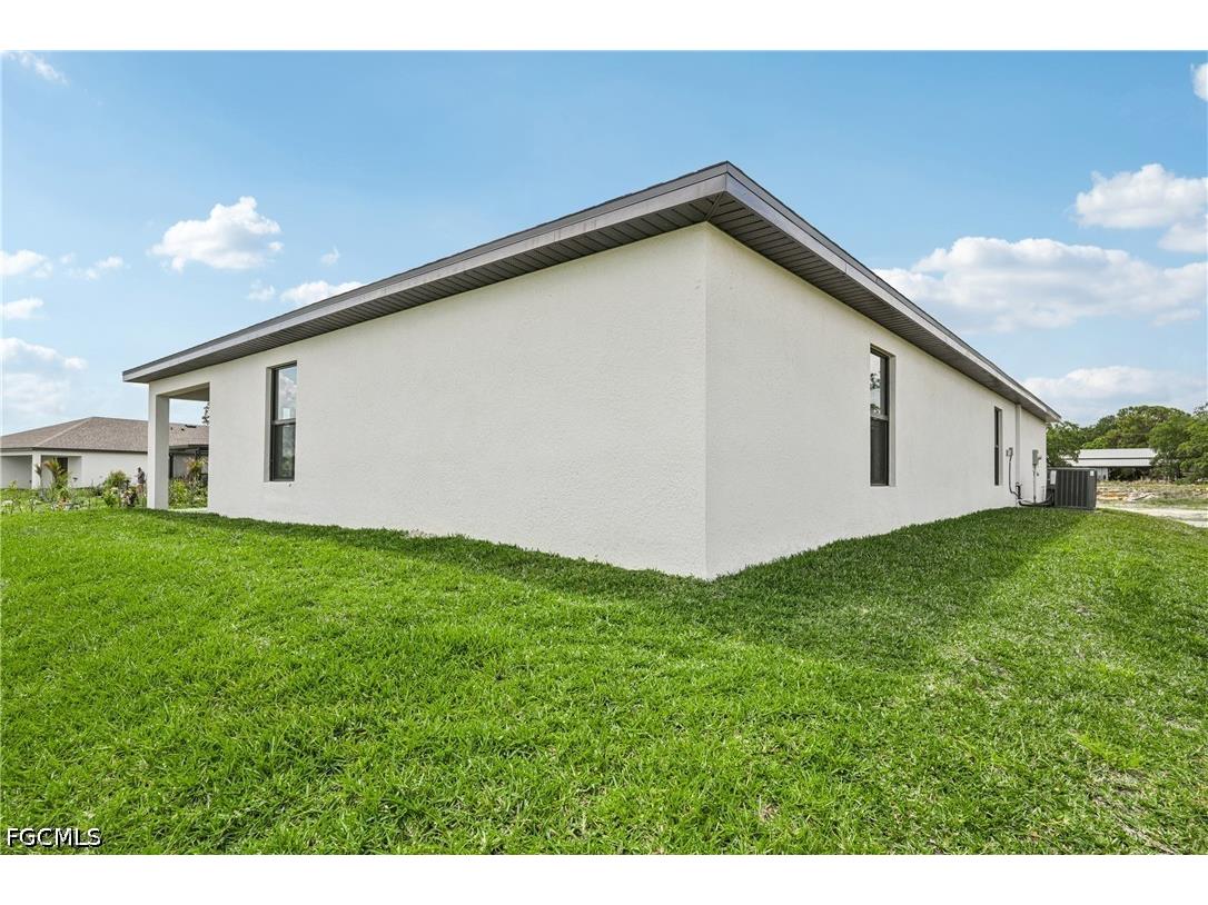 861 Gen D Macarthur Avenue Labelle FL 33935 223091278 image34