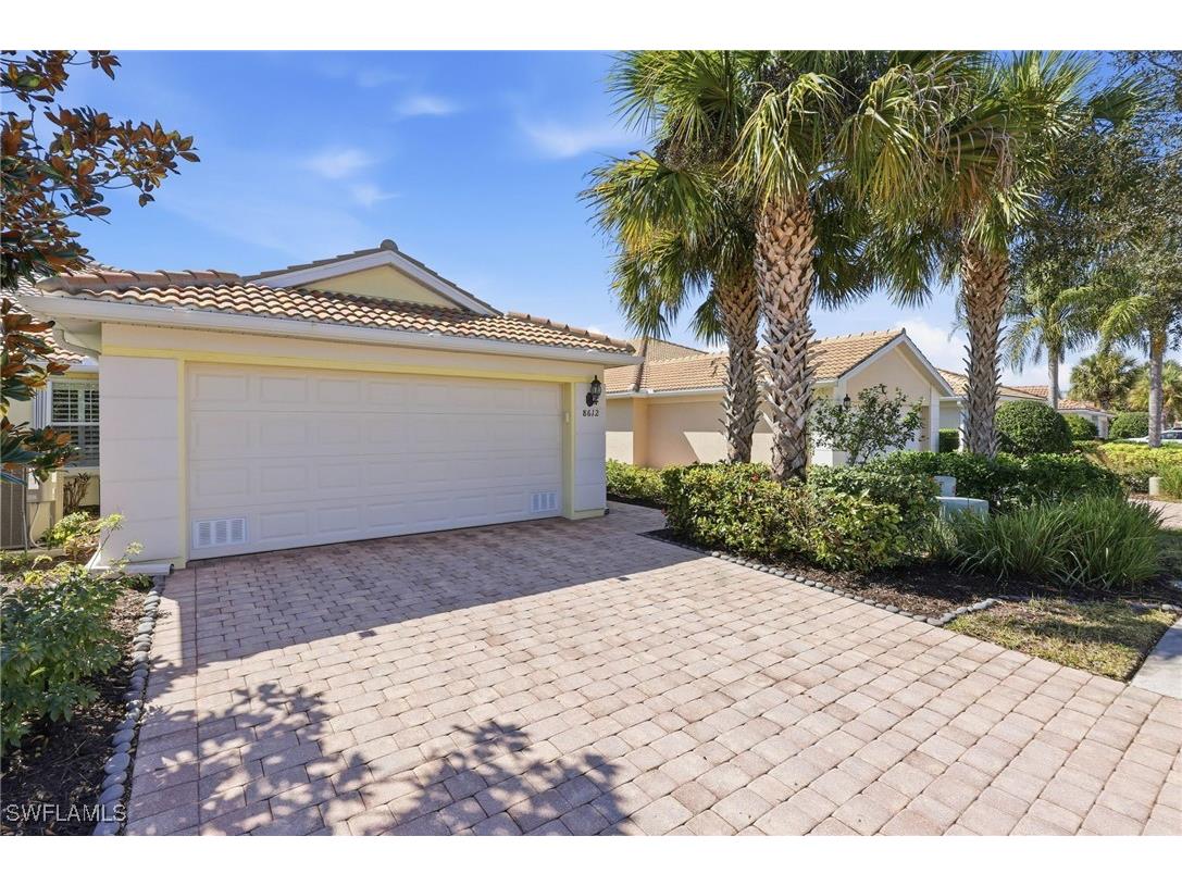 8612 Genova Court Naples FL 34114 226005456 image2