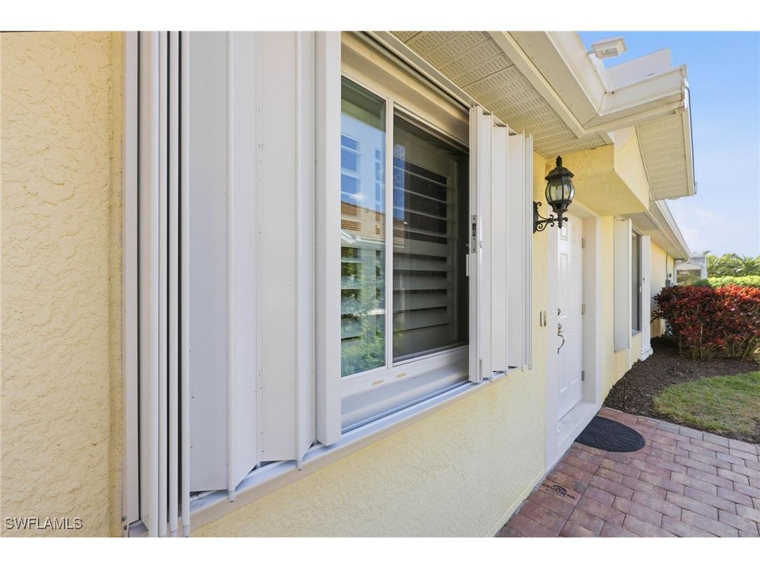 8612 Genova Court Naples FL 34114 226005456 image4