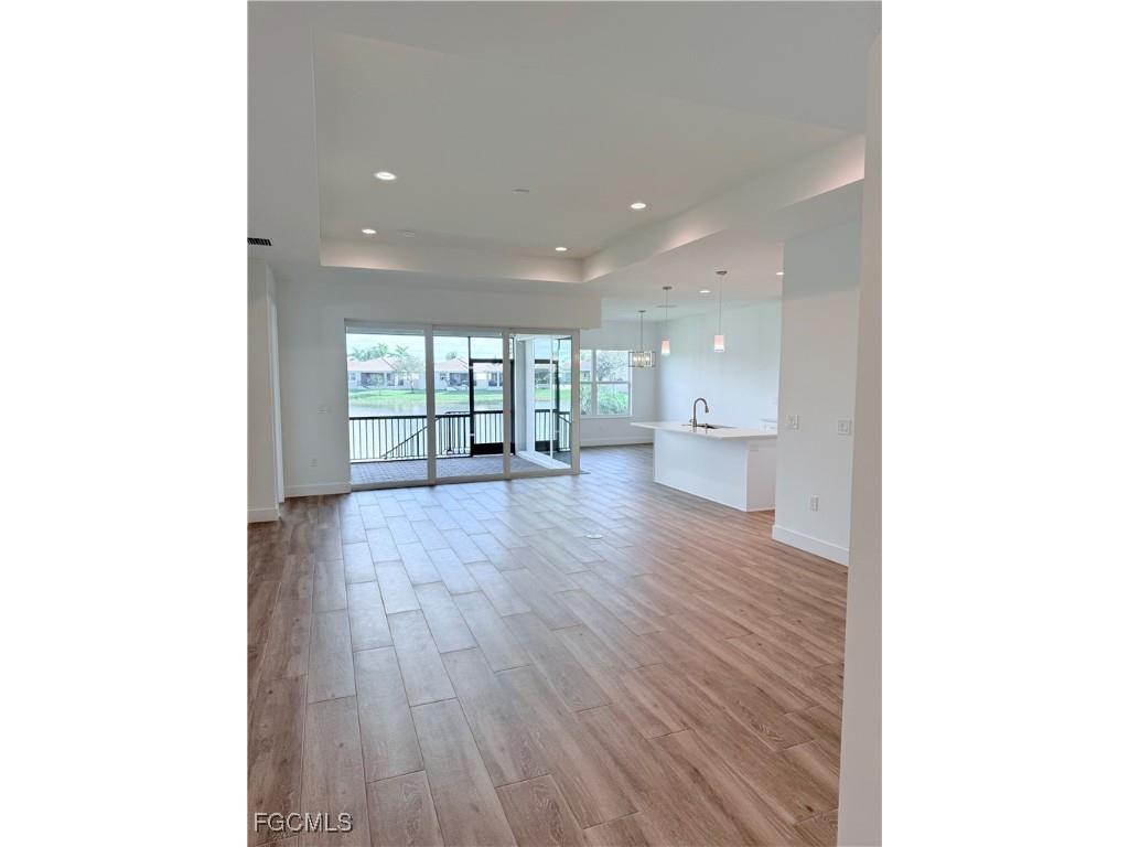 8613 Banyan Bay Boulevard Fort Myers FL 33908 2025021145 image4