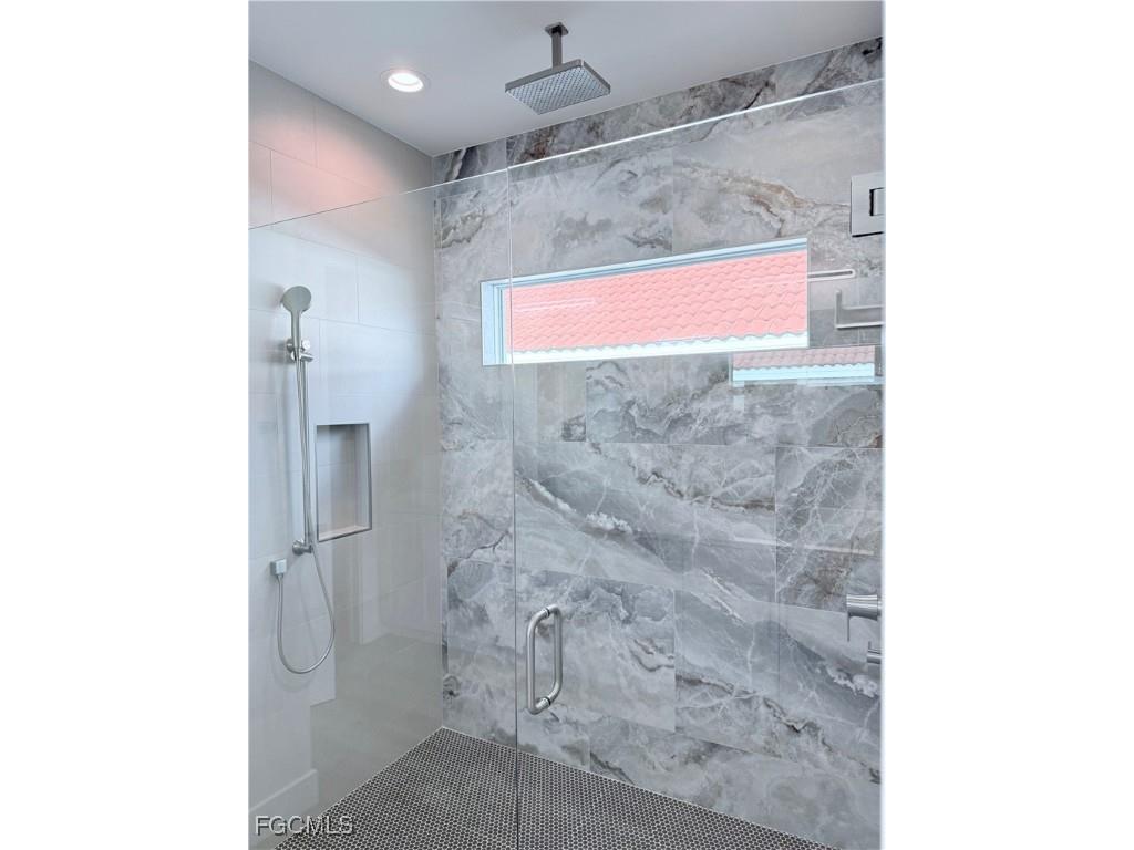 8613 Banyan Bay Boulevard Fort Myers FL 33908 2025021145 image8