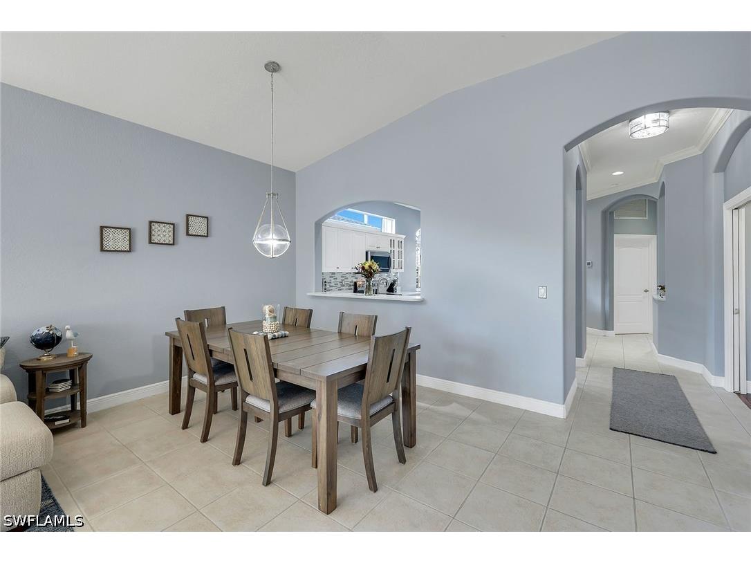 8616 Ibis Cove Circle Naples FL 34119 226013513 image10