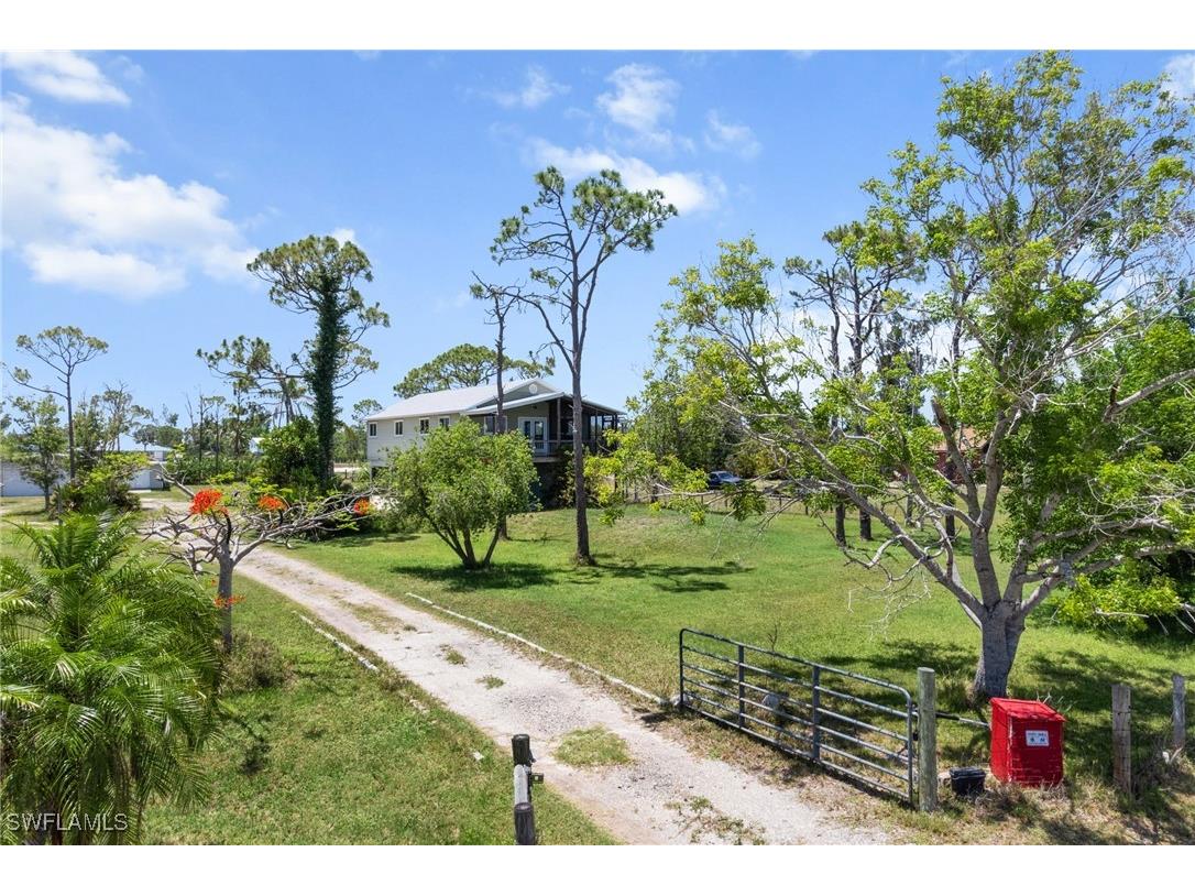 8625 Redwood Drive Saint James City FL 33956 225045019 image1
