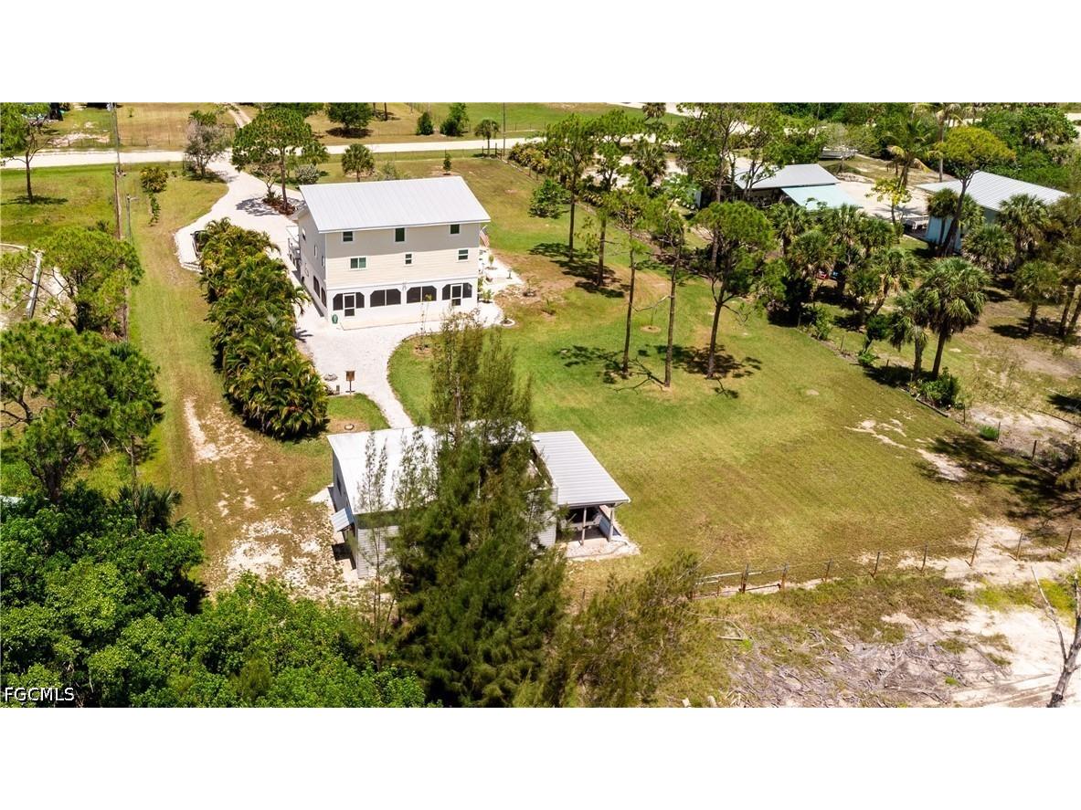 8626 Redwood Drive Saint James City FL 33956 2026028120 image10