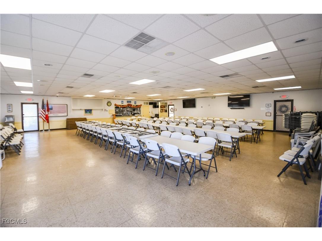 8628 Firwood Drive Estero FL 33928 2025015469 image19