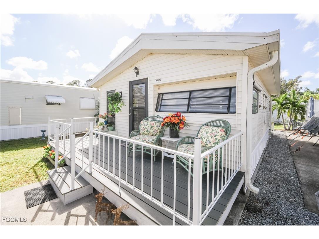 8628 Firwood Drive Estero FL 33928 2025015469 image5