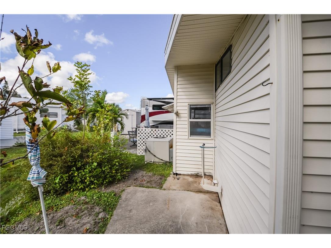 8628 Firwood Drive Estero FL 33928 2026004242 image4