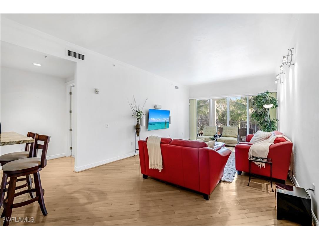 863 9th Avenue S #202 Naples FL 34102 225077756 image10