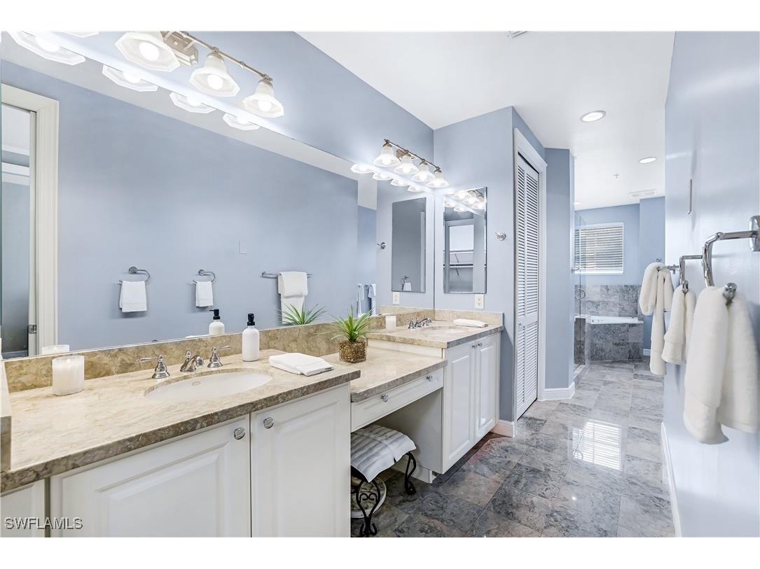 863 9th Avenue S #202 Naples FL 34102 225077756 image17