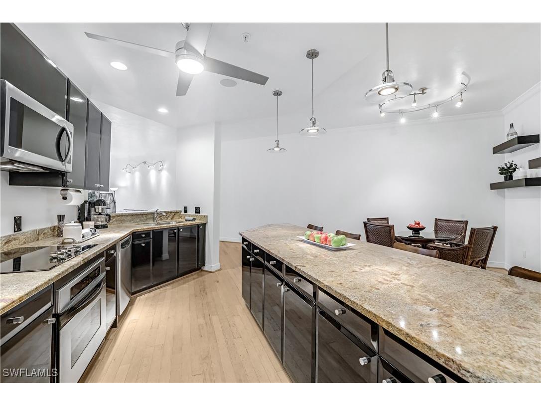 863 9th Avenue S #202 Naples FL 34102 226001262 image5