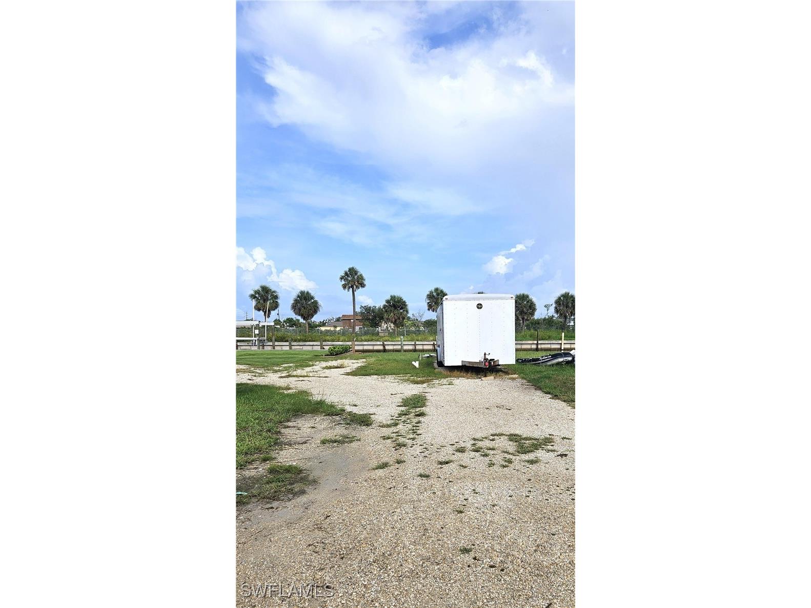 863 Oak Street Fort Myers Beach FL 33931 225060829 image2