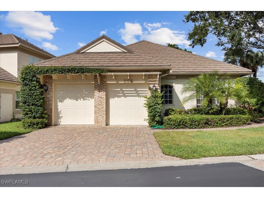 863 Turtle Court Naples FL 34108 225070190 image1