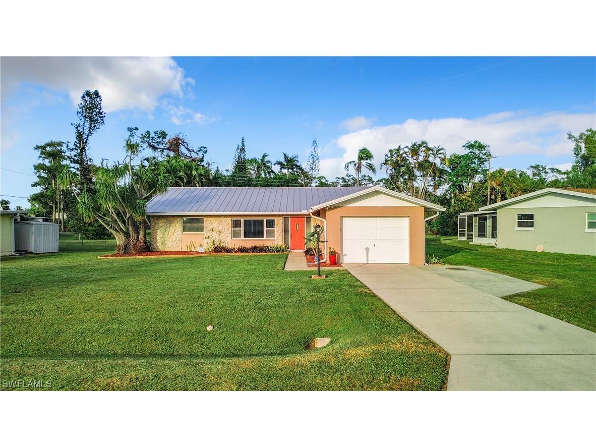 8630 W Park Fort Myers FL 33907 223078003 image1