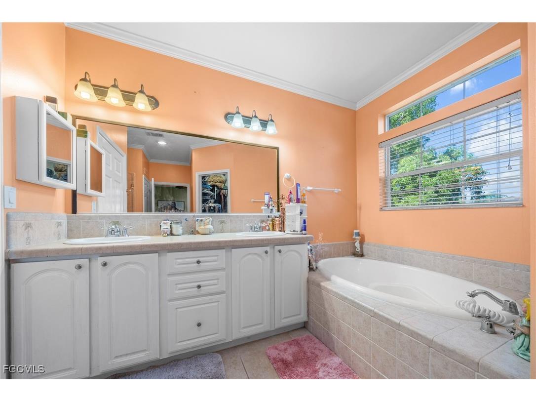 8632 Lake Front Court Punta Gorda FL 33950 2025003137 image18