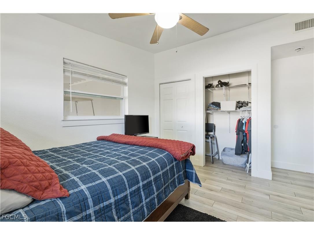 8635 Exeter Street Fort Myers FL 33907 2026009438 image23