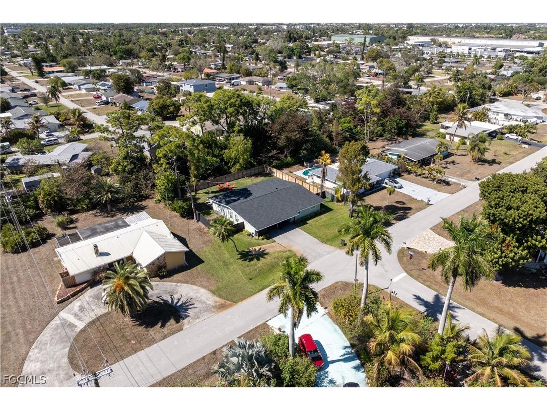 8635 Exeter Street Fort Myers FL 33907 2026009438 image41