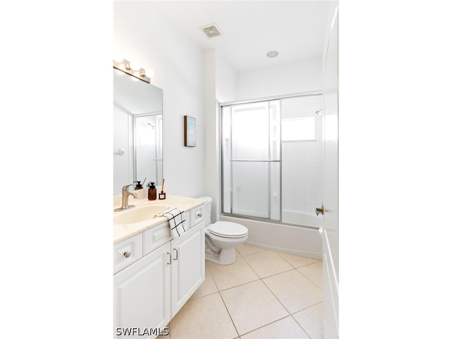 8635 Ibis Cove Circle Naples FL 34119 226018040 image23