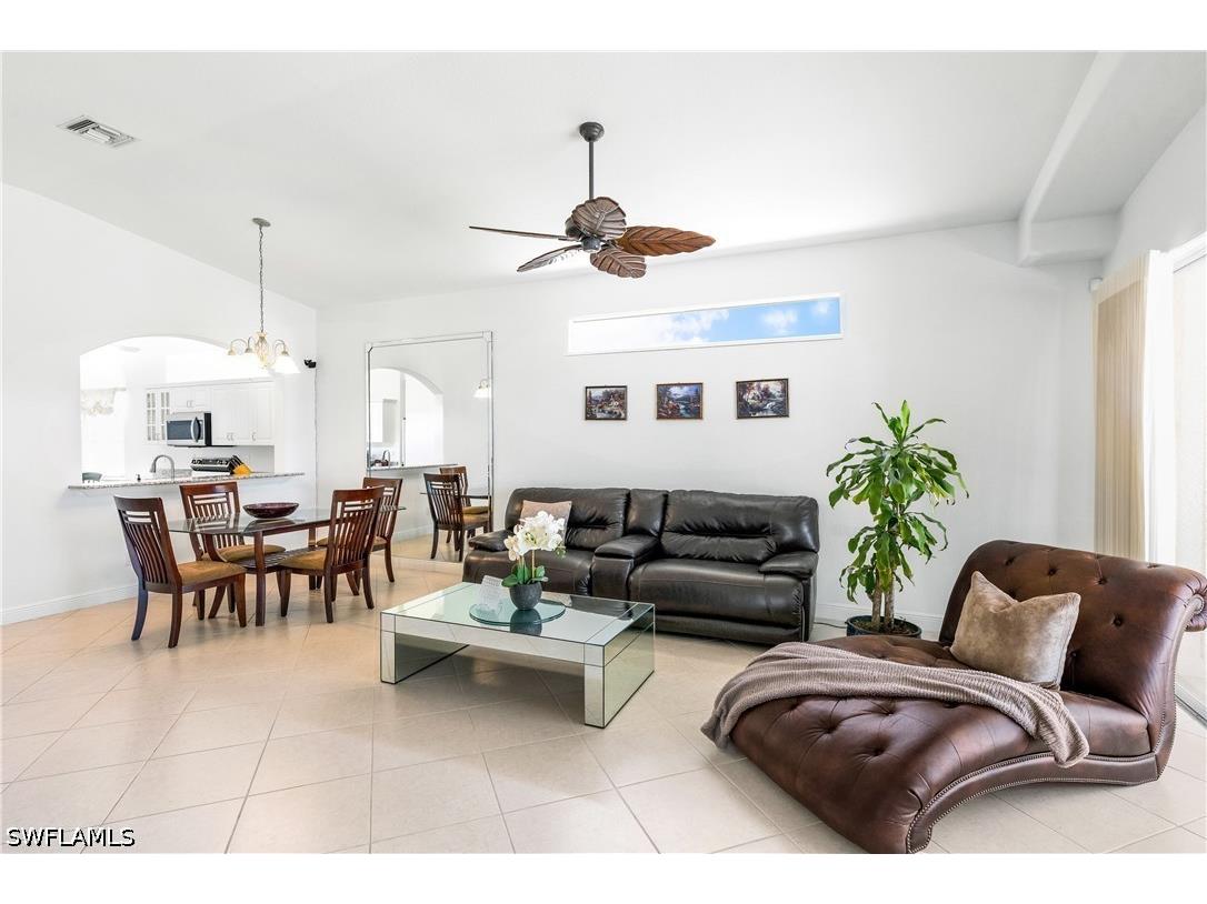 8635 Ibis Cove Circle Naples FL 34119 226018040 image3