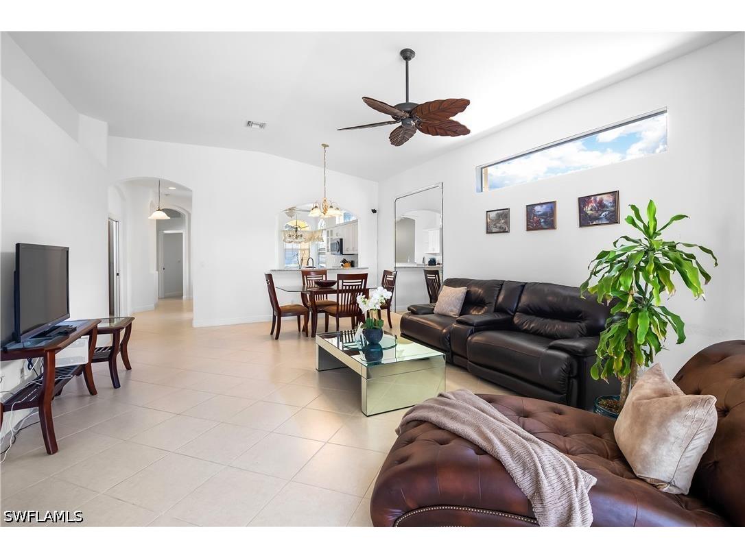 8635 Ibis Cove Circle Naples FL 34119 226018040 image9