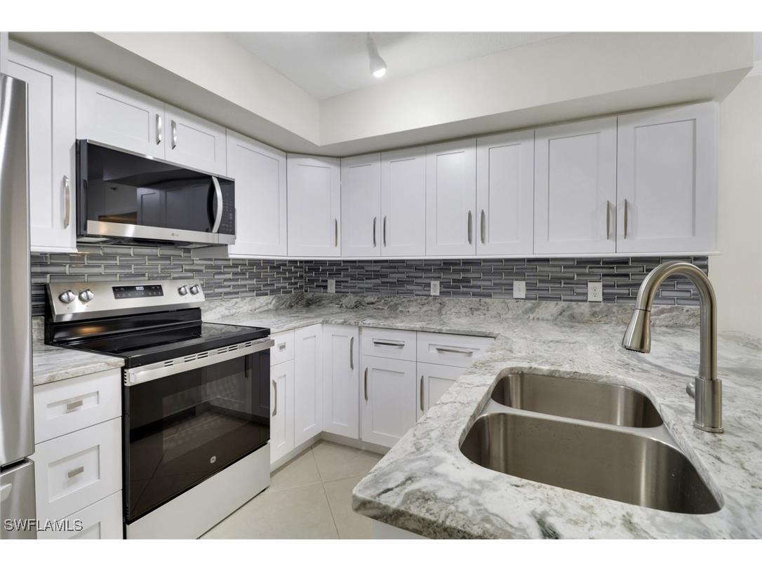 8635 River Homes Lane #2-107 Bonita Springs FL 34135 225063999 image4