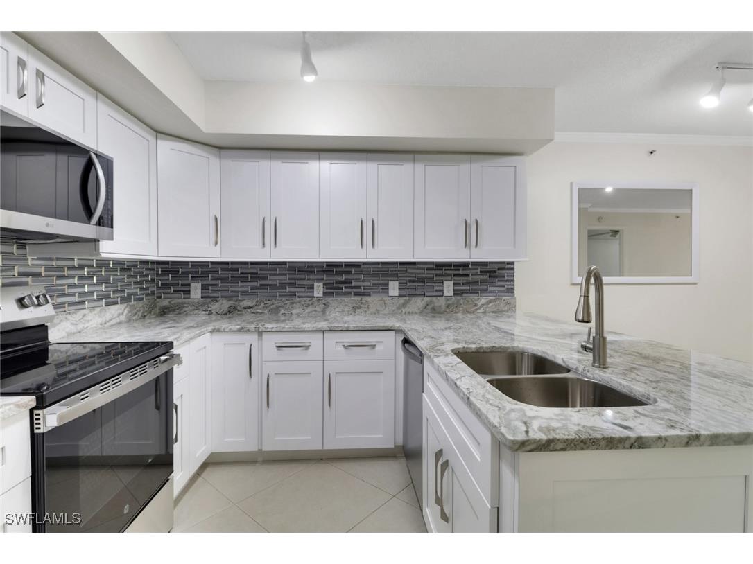 8635 River Homes Lane #2-107 Bonita Springs FL 34135 225063999 image5