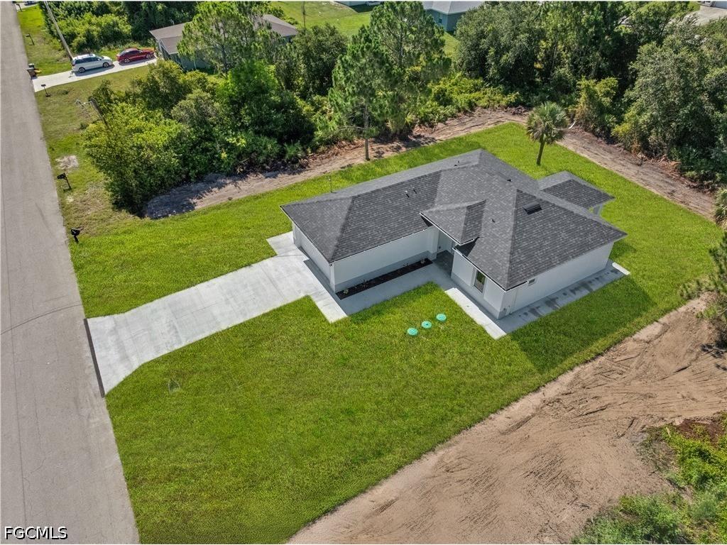864 Chantilly Street E Lehigh Acres FL 33974 2026029255 image7
