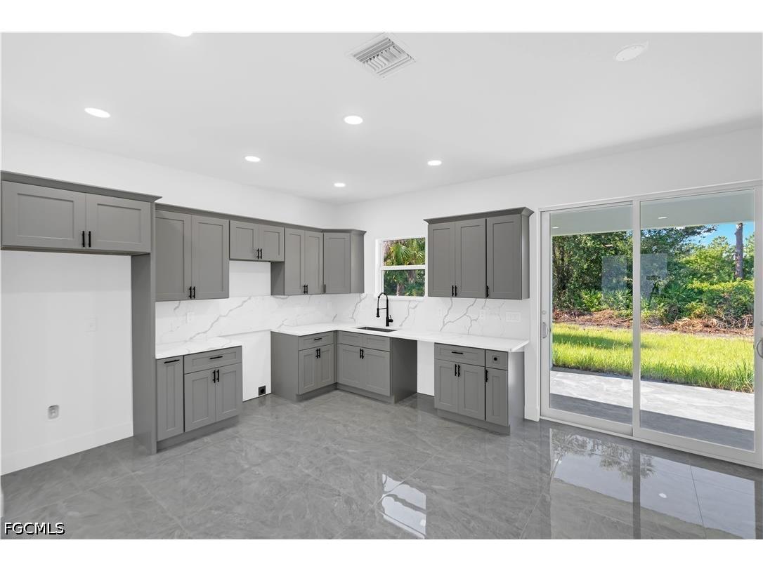 864 Chantilly Street E Lehigh Acres FL 33974 2026029255 image9