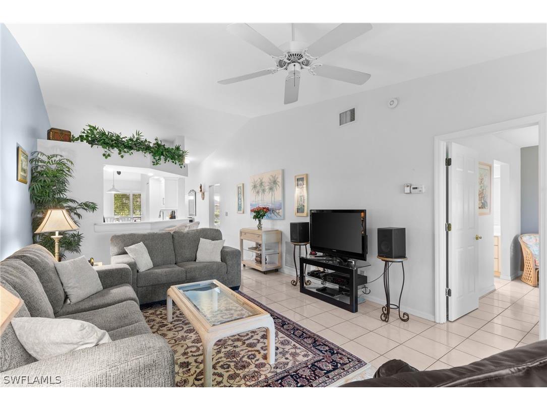 864 Gulf Pavilion Drive #202 Naples FL 34108 226005454 image12