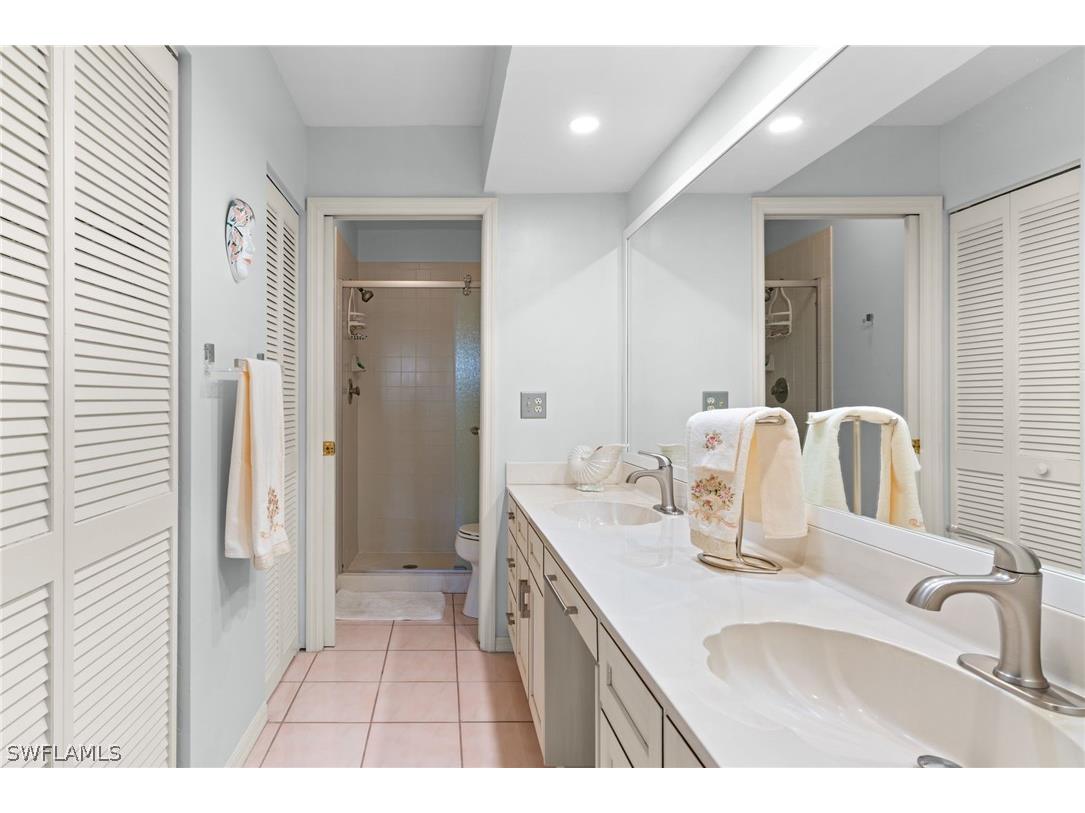 864 Gulf Pavilion Drive #202 Naples FL 34108 226005454 image19