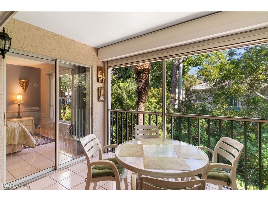 864 Gulf Pavilion Drive #202 Naples FL 34108 226005454 image21