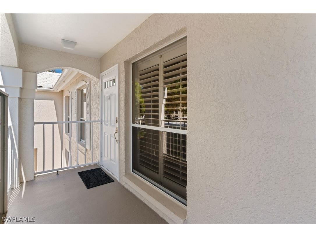864 Gulf Pavilion Drive #202 Naples FL 34108 226005454 image24