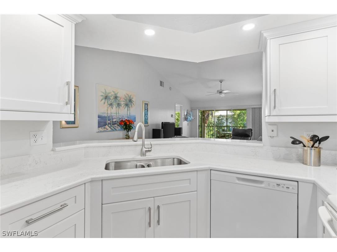 864 Gulf Pavilion Drive #202 Naples FL 34108 226005454 image5