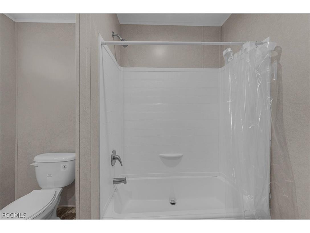 864 Yacht Club Way NW Moore Haven FL 33471 2026008587 image31