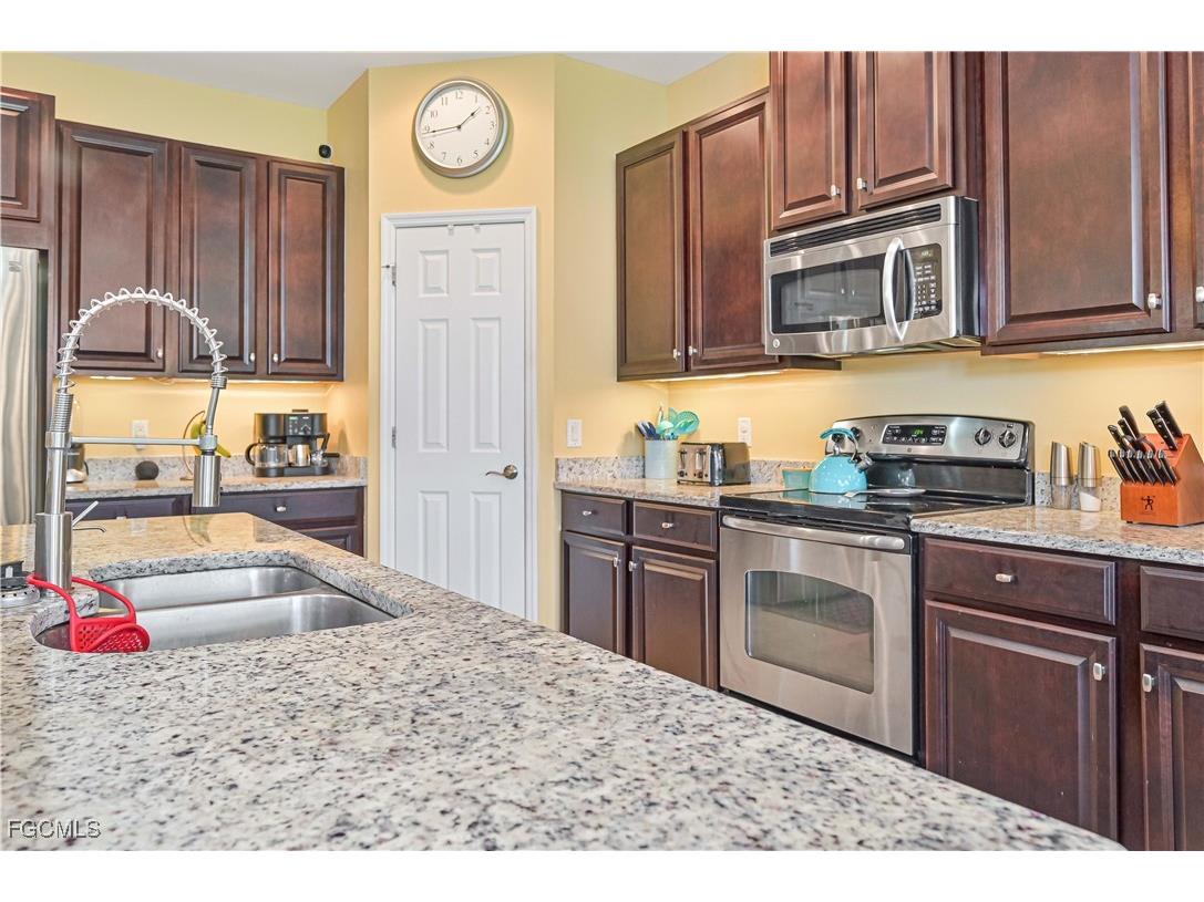 8641 Banyan Bay Boulevard Fort Myers FL 33908 2026005997 image7