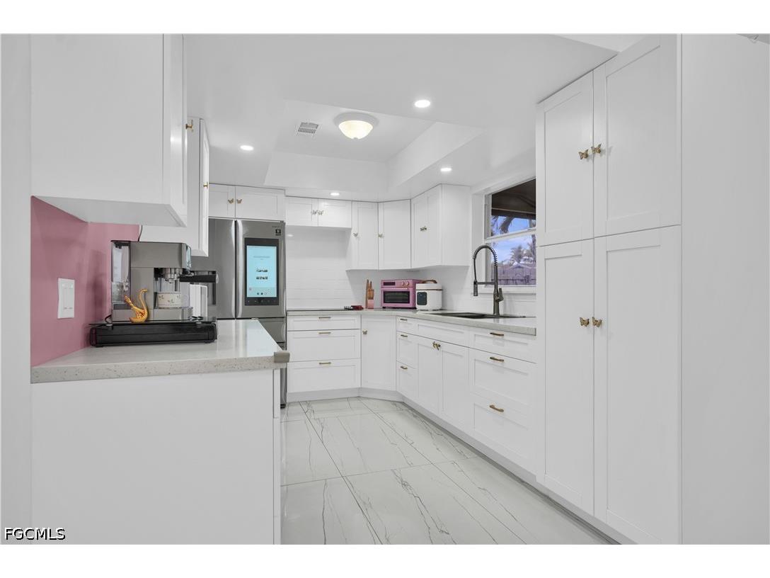 8641 NW 8th Street Pembroke Pines FL 33024 2026020075 image5