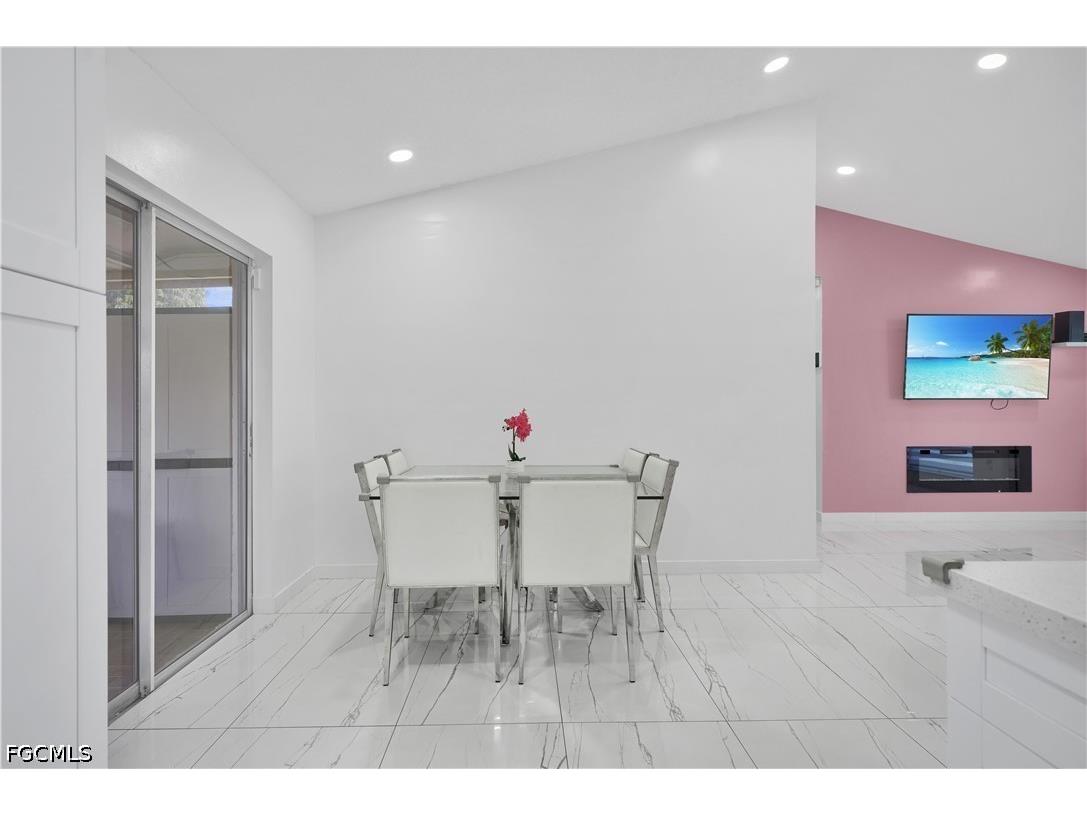 8641 NW 8th Street Pembroke Pines FL 33024 2026020075 image8