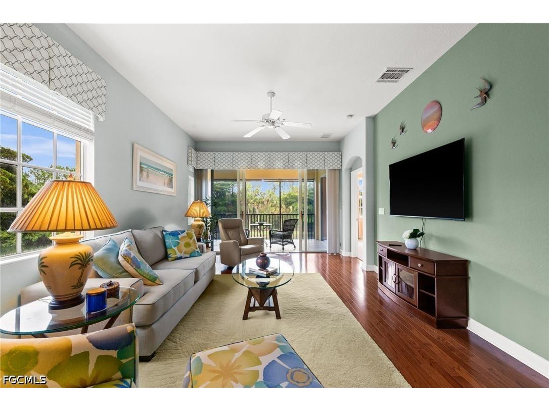 8641 Piazza Del Lago Circle #201 Estero FL 33928 2026028929 image1