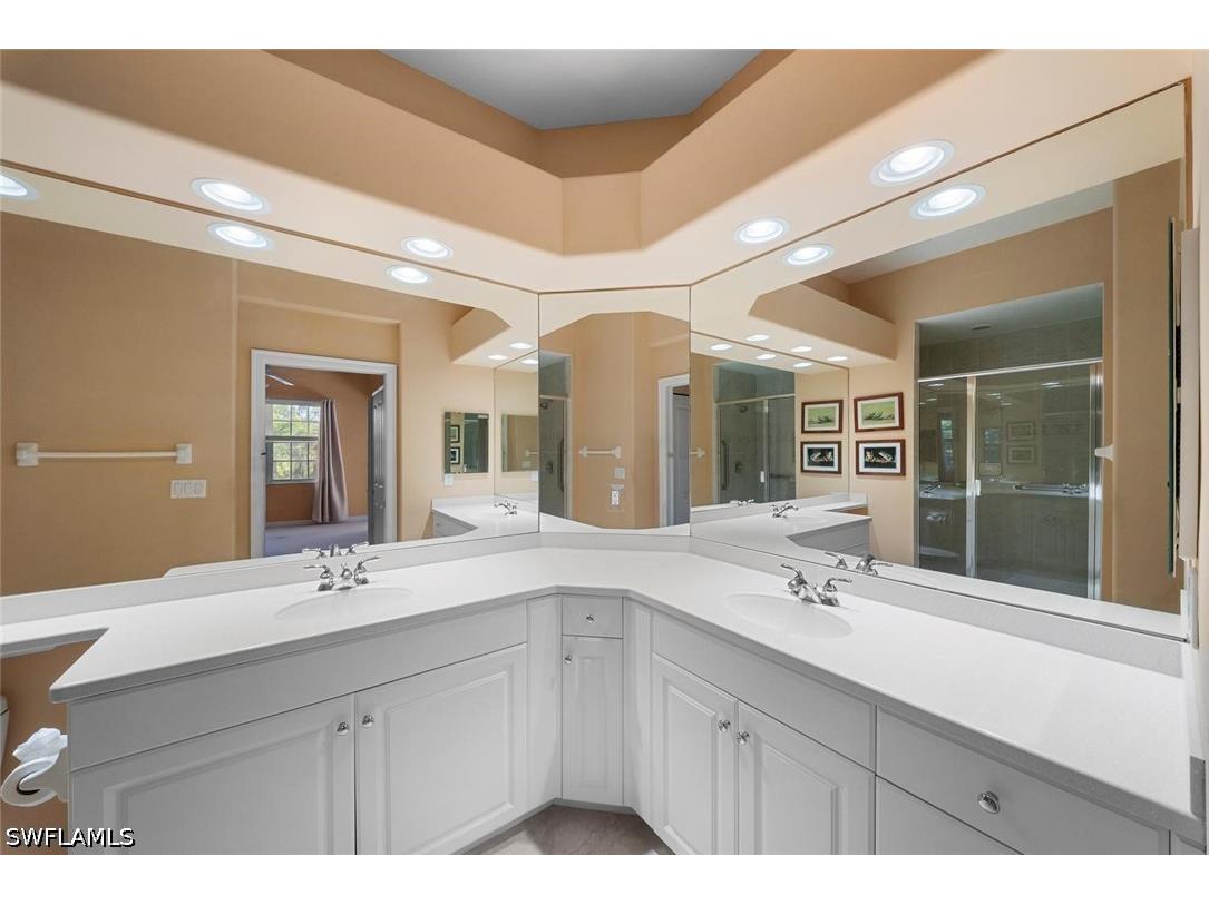 8641 Piazza Del Lago Circle #201 Estero FL 33928 226017900 image27