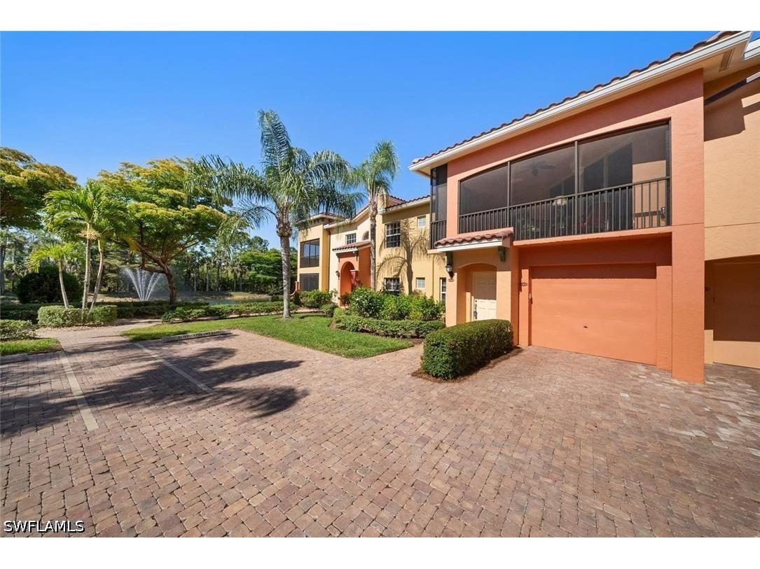 8641 Piazza Del Lago Circle #201 Estero FL 33928 226017900 image6