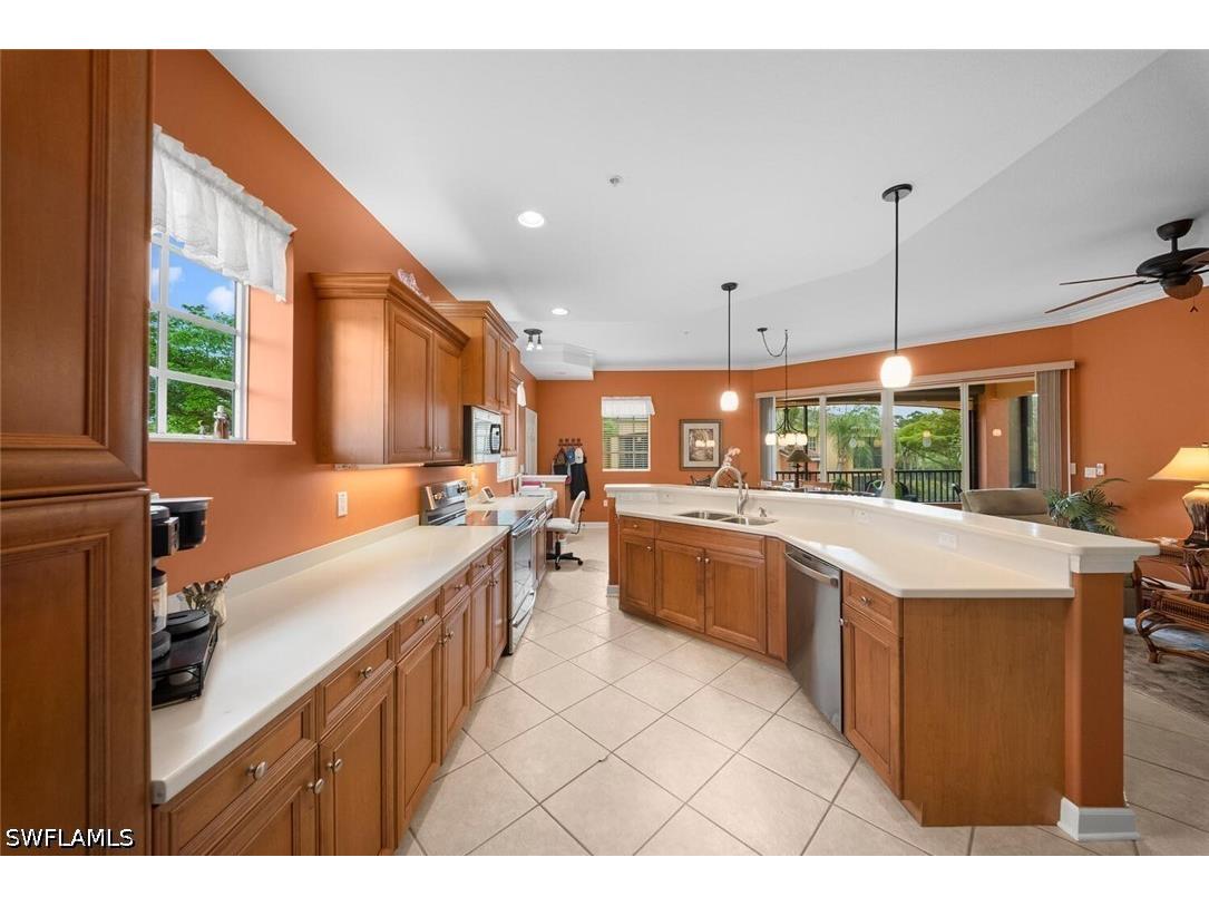 8641 Piazza Del Lago Circle #202 Estero FL 33928 226015201 image15