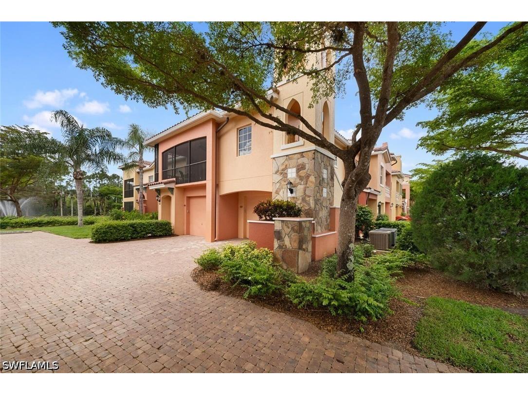 8641 Piazza Del Lago Circle #202 Estero FL 33928 226015201 image2