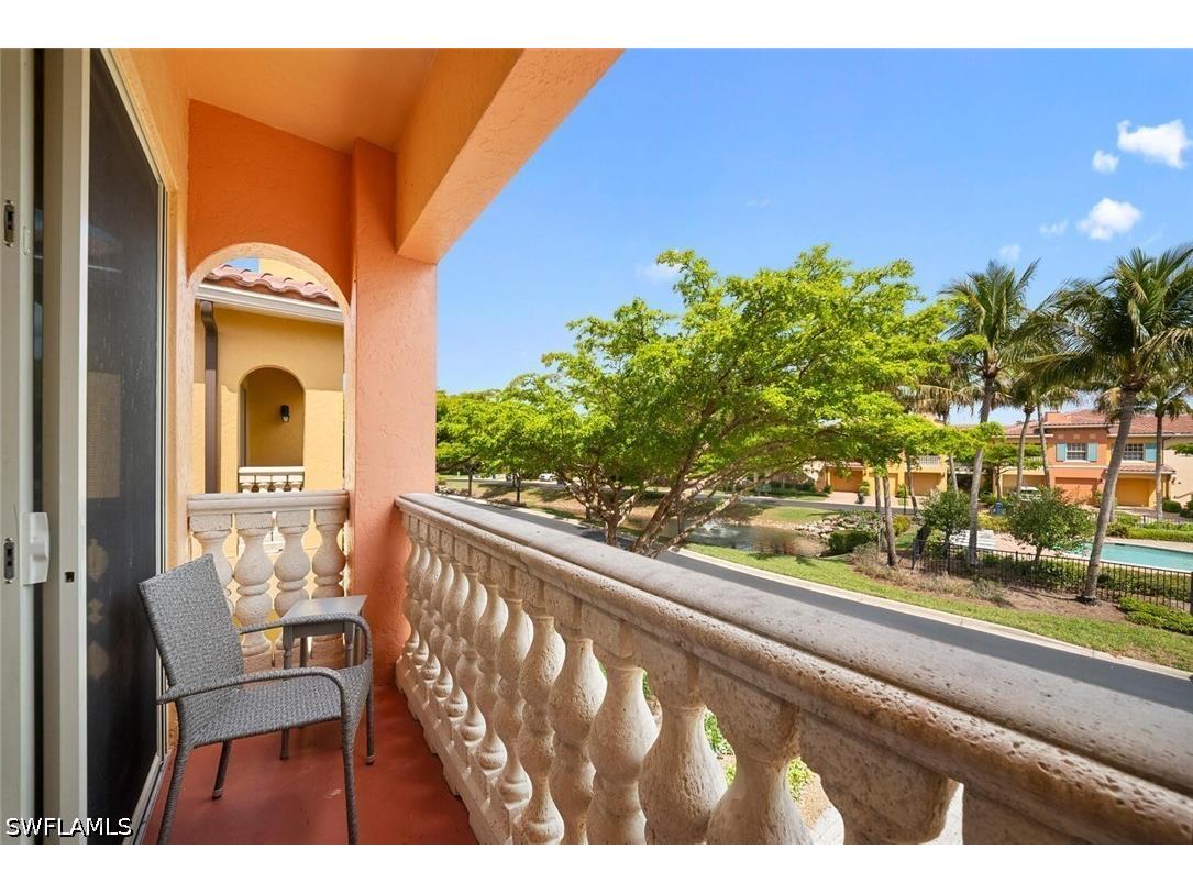 8641 Piazza Del Lago Circle #202 Estero FL 33928 226015201 image4