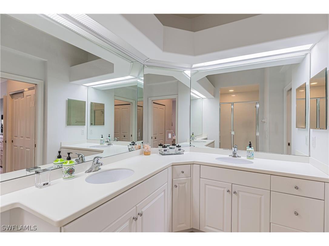 8641 Piazza Del Lago Circle #203 Estero FL 33928 226007405 image18