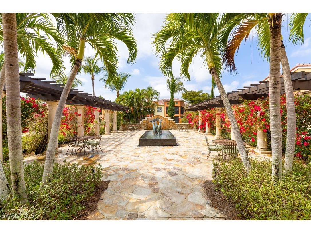 8641 Piazza Del Lago Circle #203 Estero FL 33928 226007405 image4