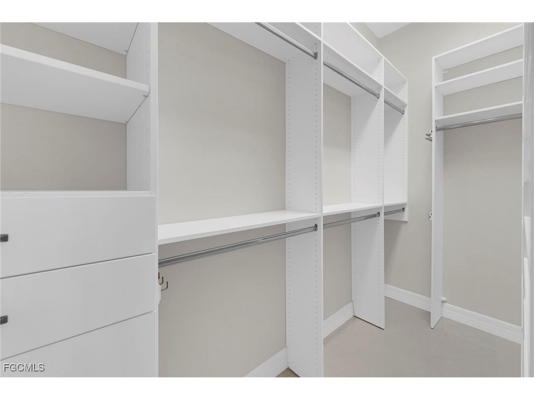 8642 S Lake Circle Fort Myers FL 33908 2025014452 image20