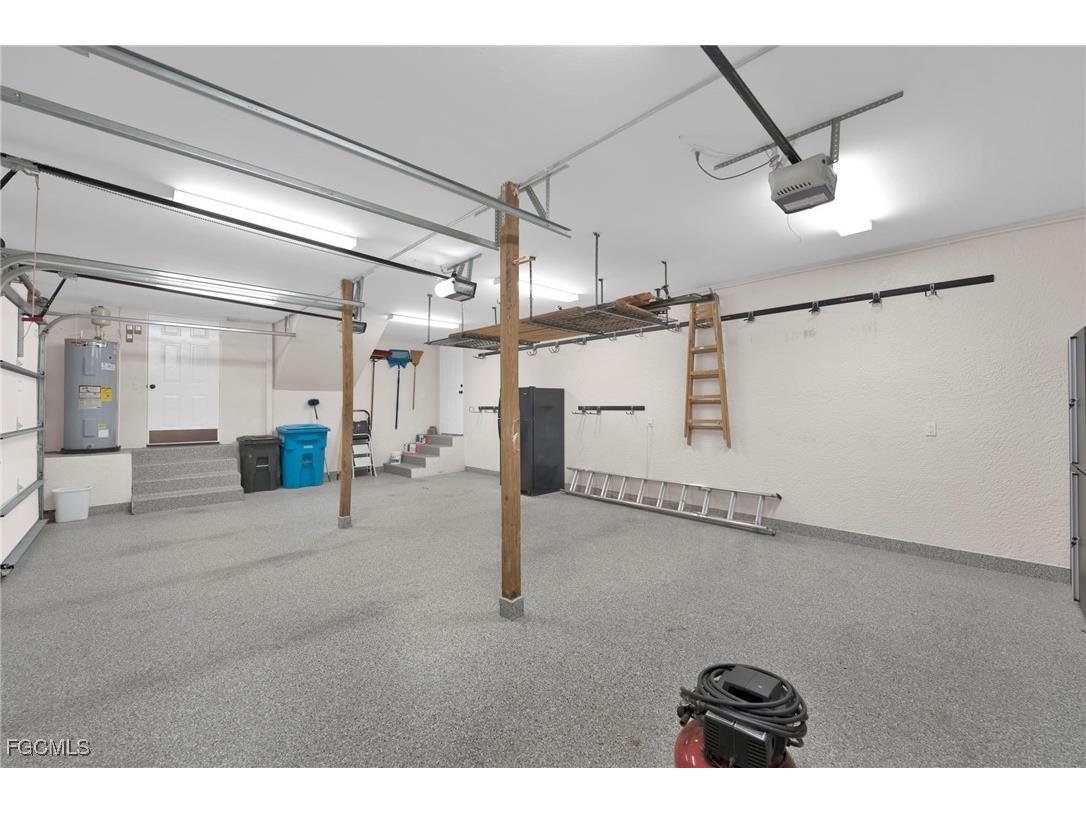 8642 S Lake Circle Fort Myers FL 33908 2025014452 image42