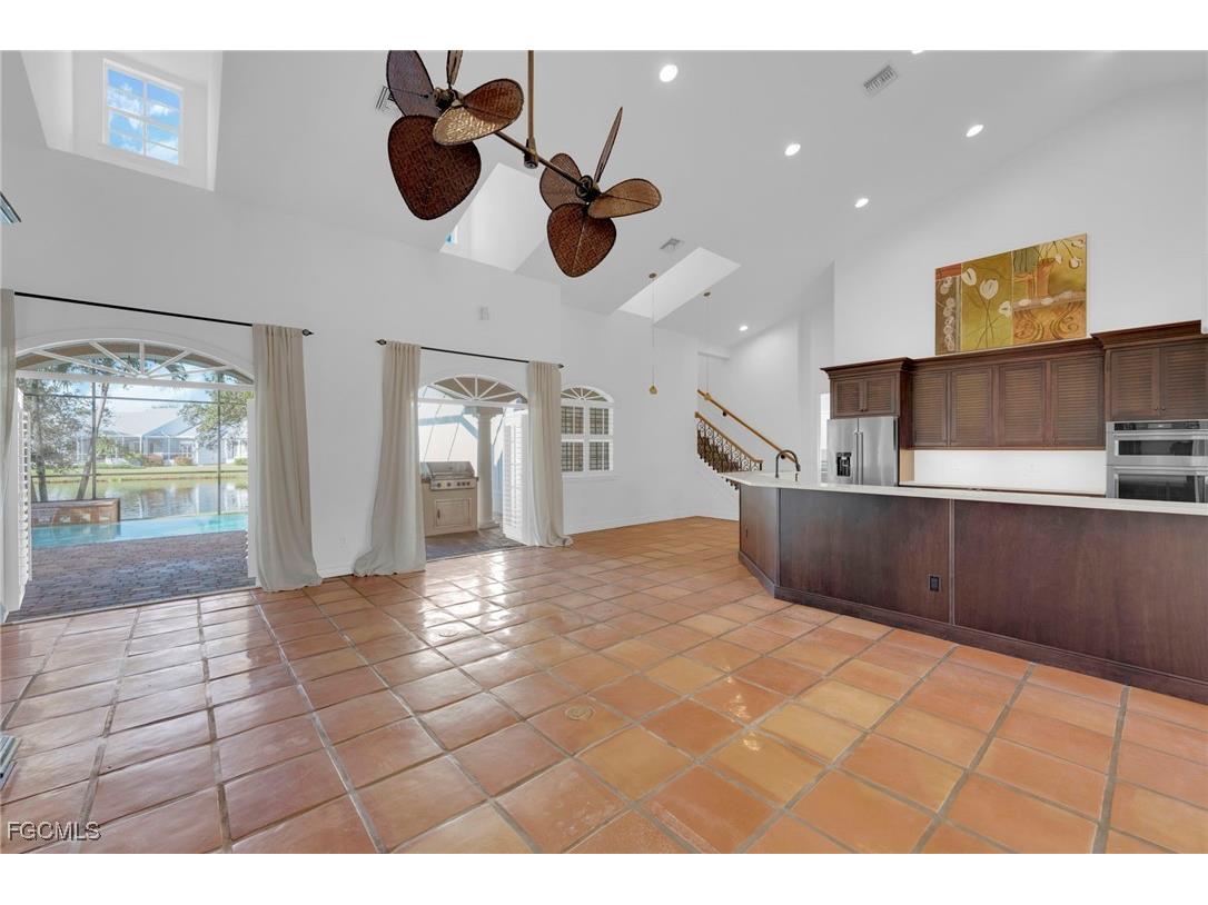 8642 S Lake Circle Fort Myers FL 33908 2025014452 image8