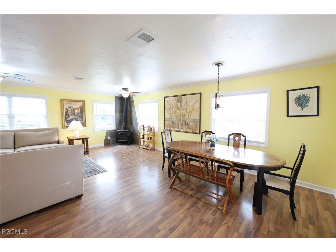 8642 Whispering Pines Drive Saint James City FL 33956 2025016327 image13