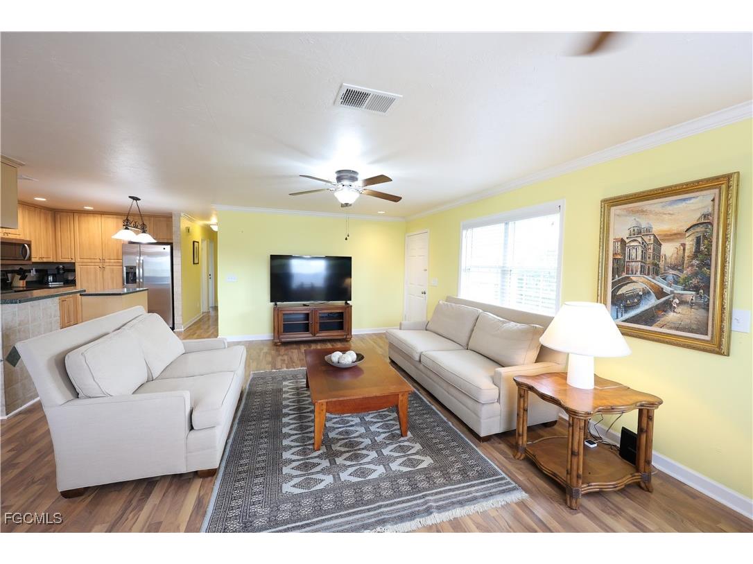 8642 Whispering Pines Drive Saint James City FL 33956 2025016327 image16